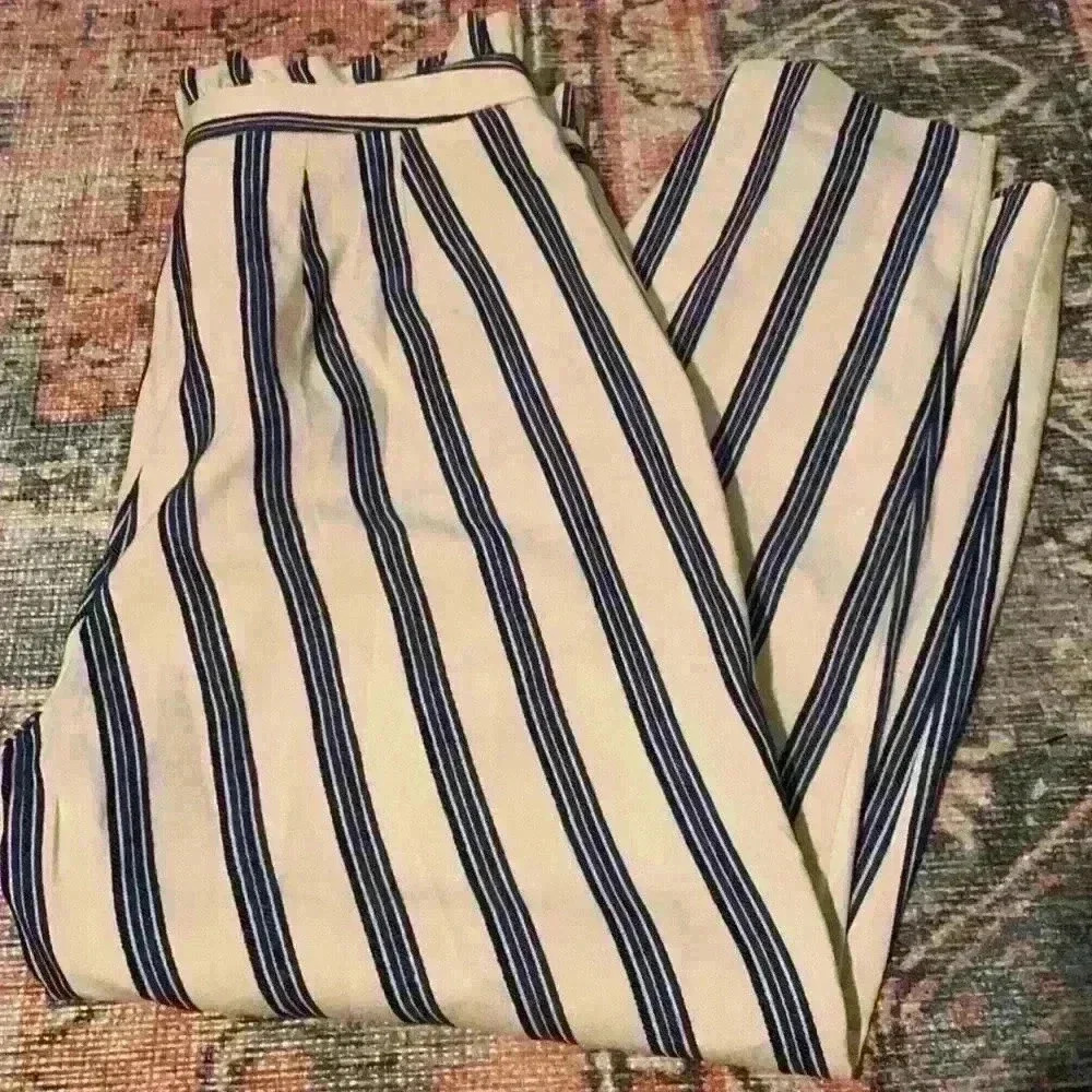 Express Ankle high rise pant
